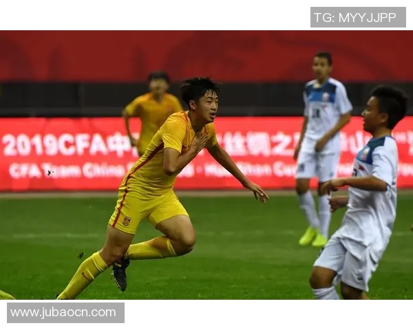 深圳足球队逆袭之路全国锦标赛特别报道展现拼搏精神与团队力量 深圳足球队逆袭之路全国锦标赛特别报道展现拼搏精神与团队力量