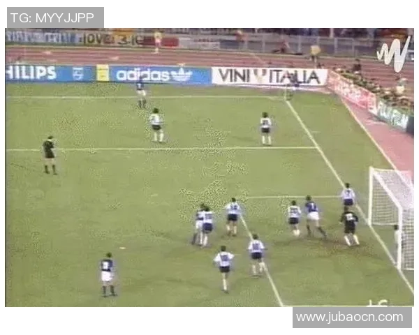 足球明星抠图图片大集合展现球场魅力与风采的精彩瞬间